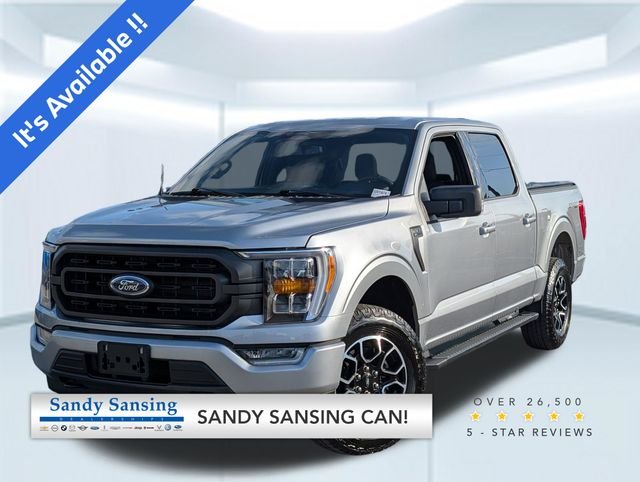 Used 2023 Silver Ford XLT image 1