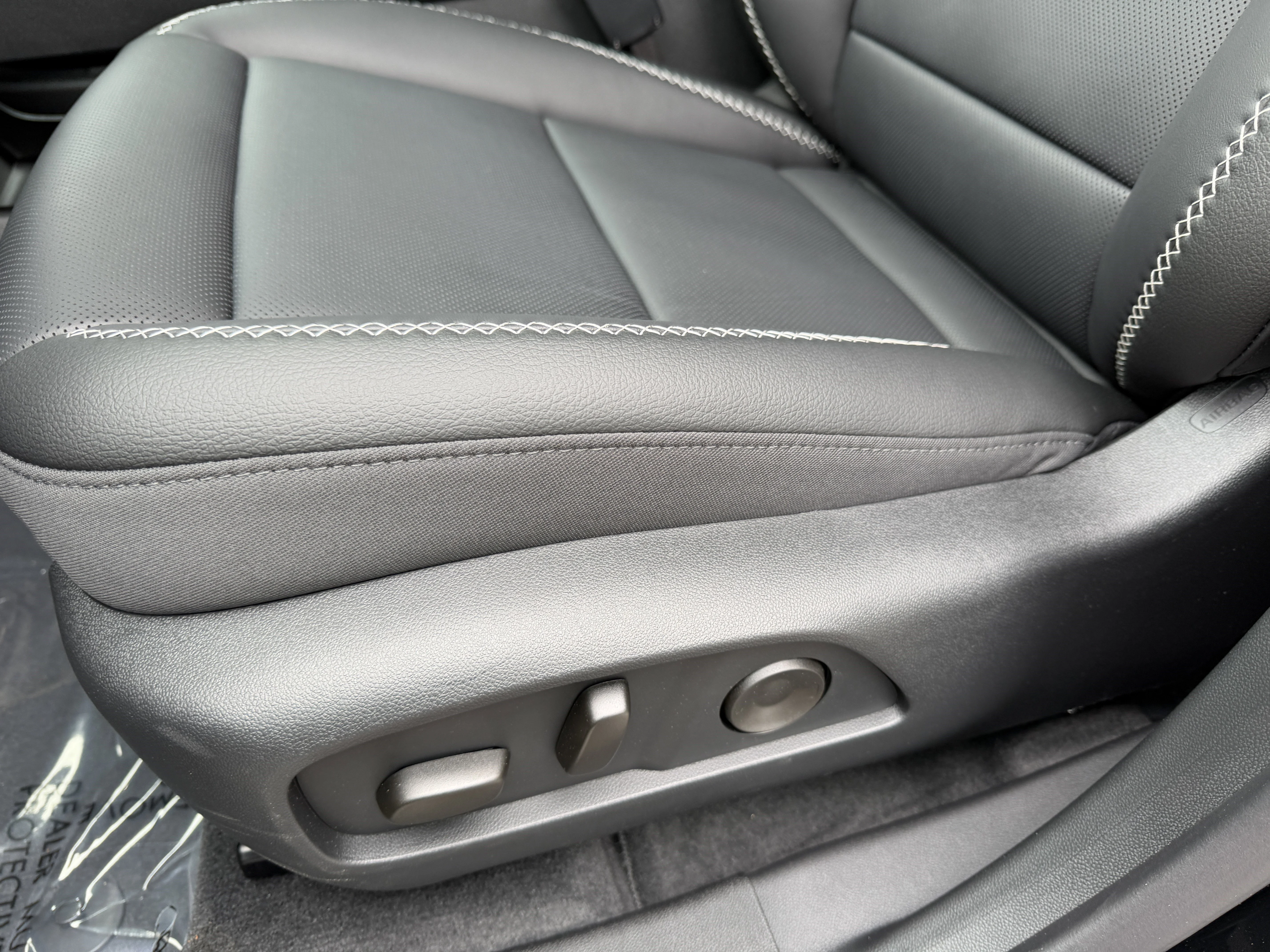 2026 GMC Terrain Denali - Photo 14
