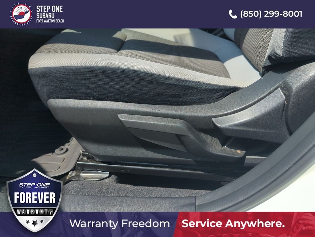 Used 2019 White Subaru 2.0i image 13