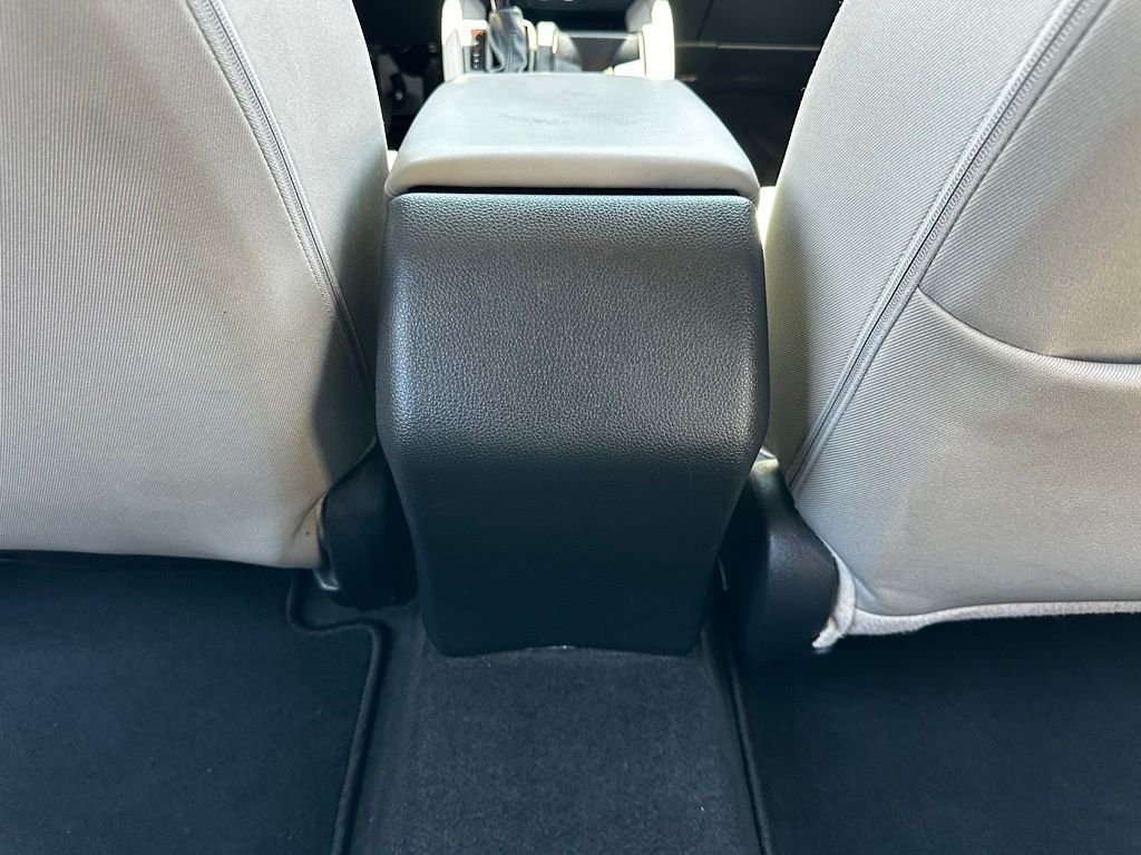 Used 2024  Honda LX image 20