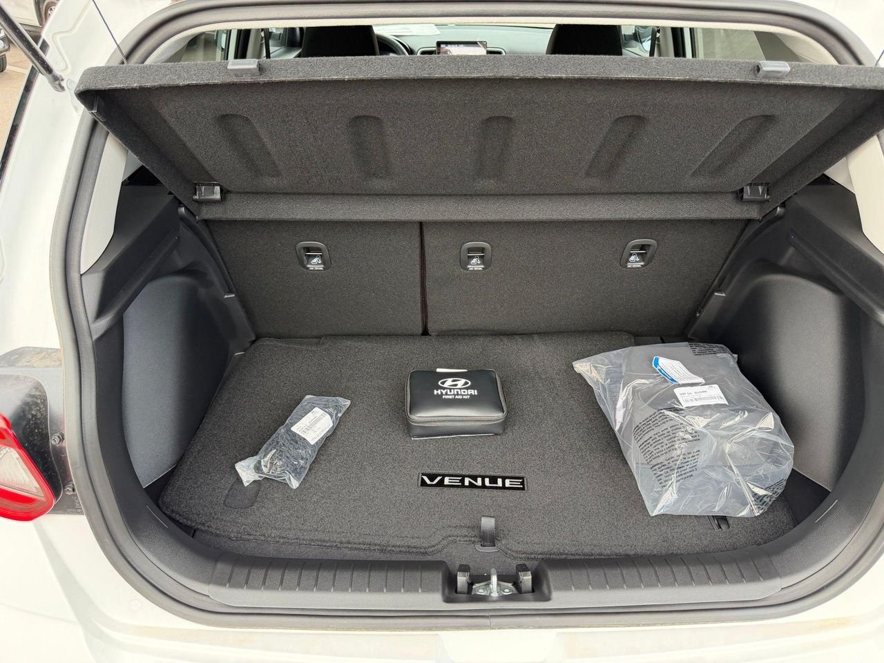 2026 Hyundai Venue SEL - Photo 41