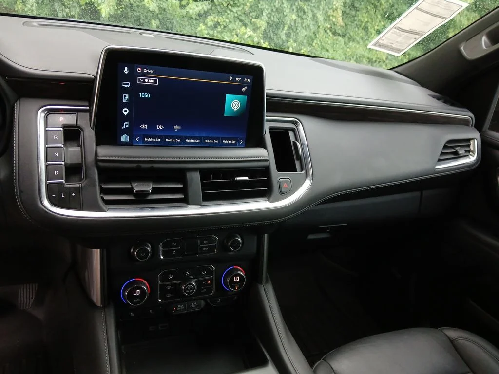 Used 2023 Green Chevrolet Z71 image 25