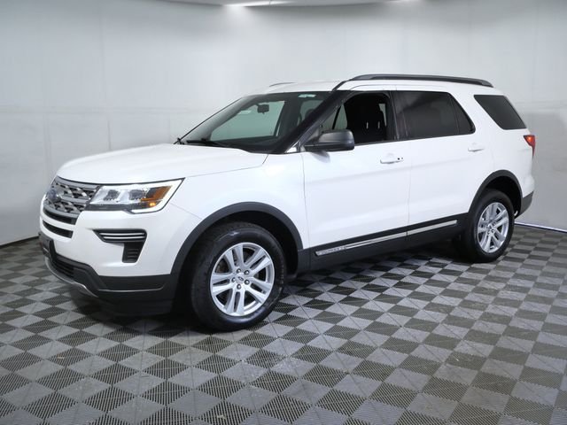 Used 2018 White Ford XLT image 3