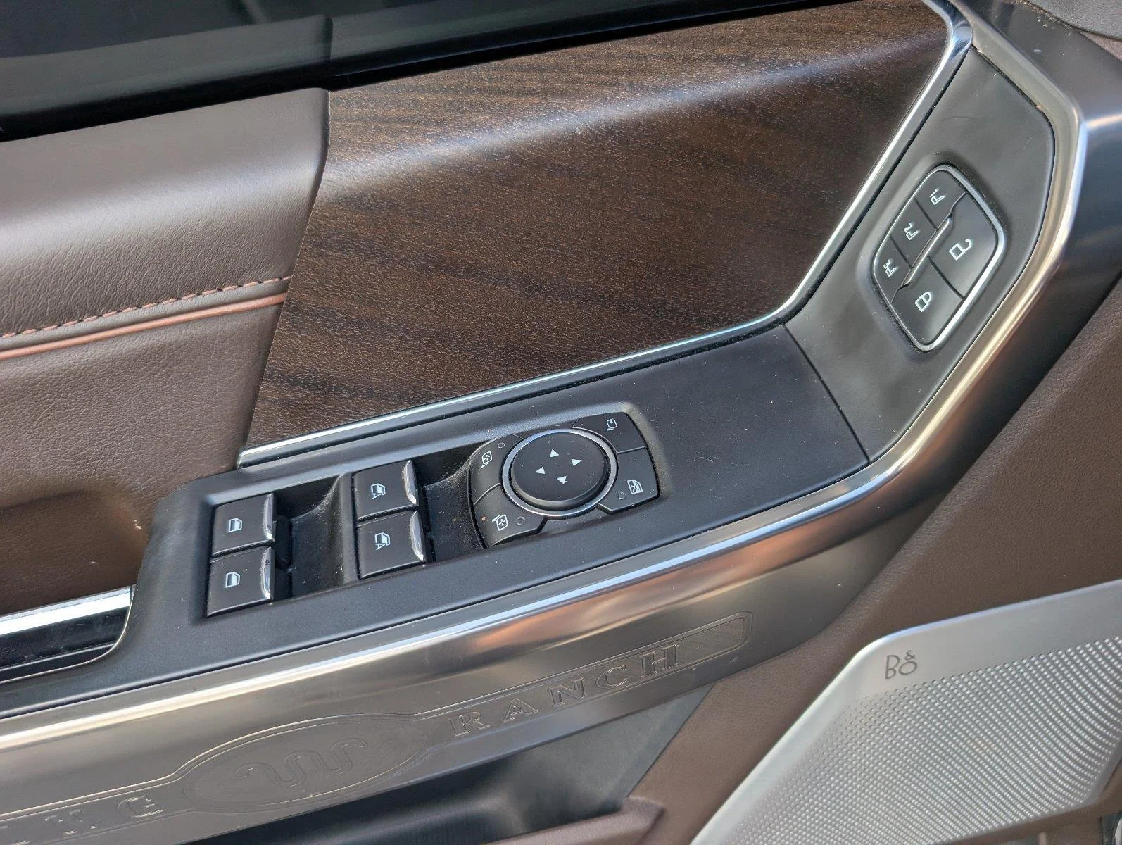 Used 2021 Agate Black/Stone Gray Ford King Ranch image 33