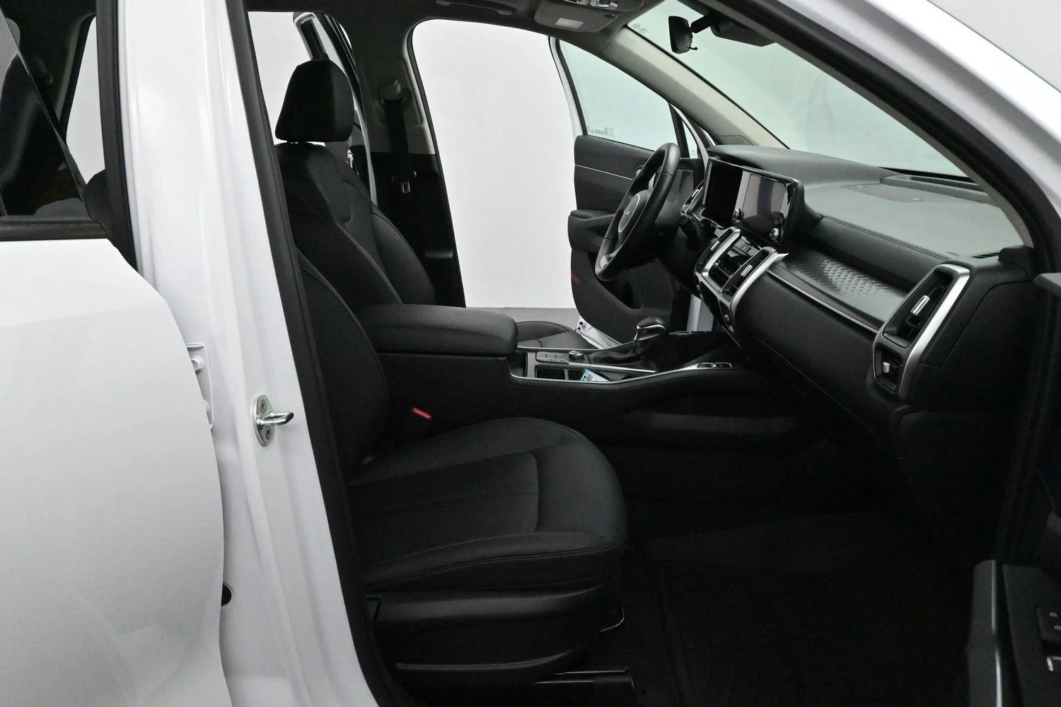 Used 2022 Glacial White Pearl Kia S image 34