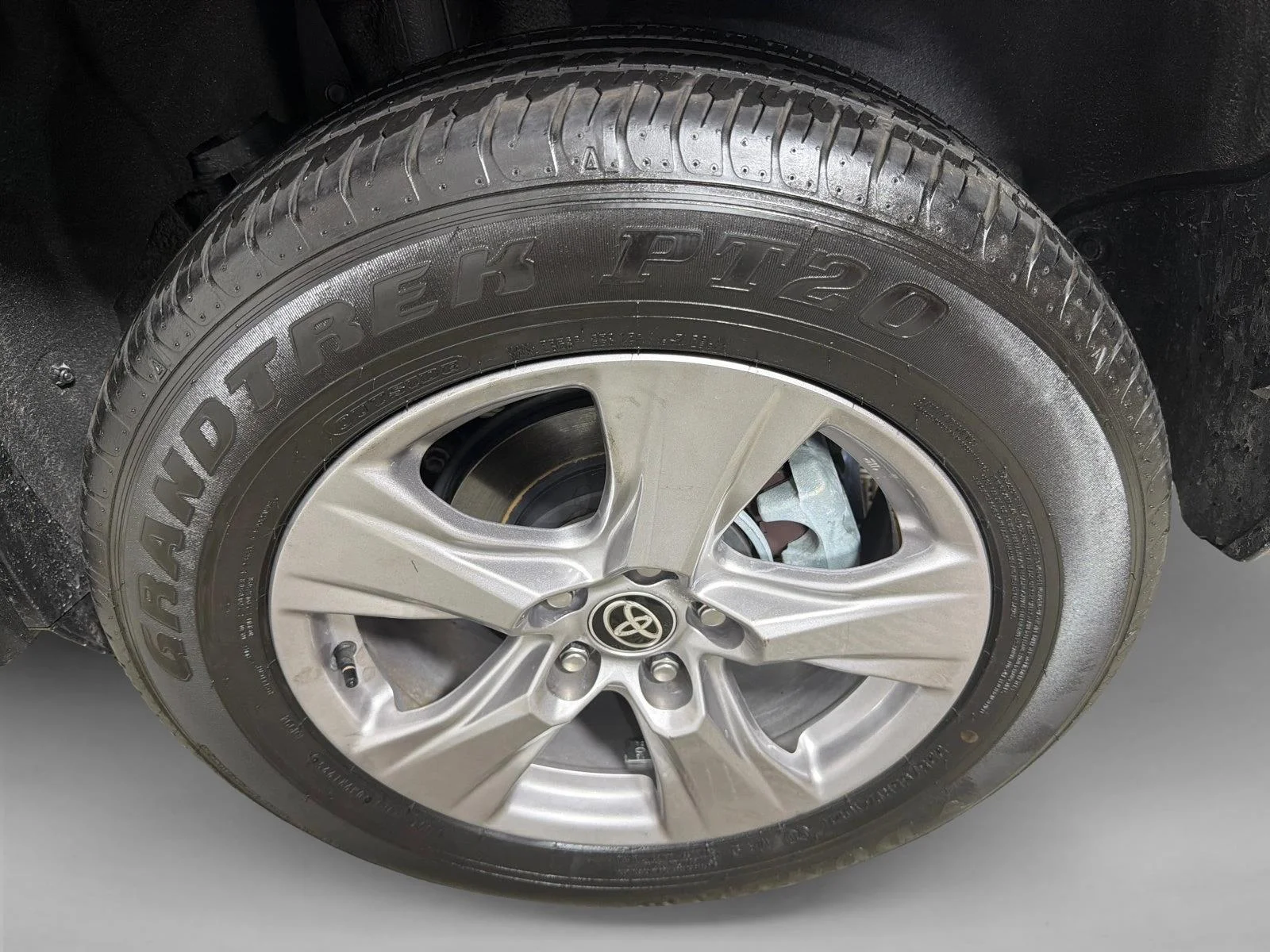 Used 2025 Gray Toyota XLE image 21