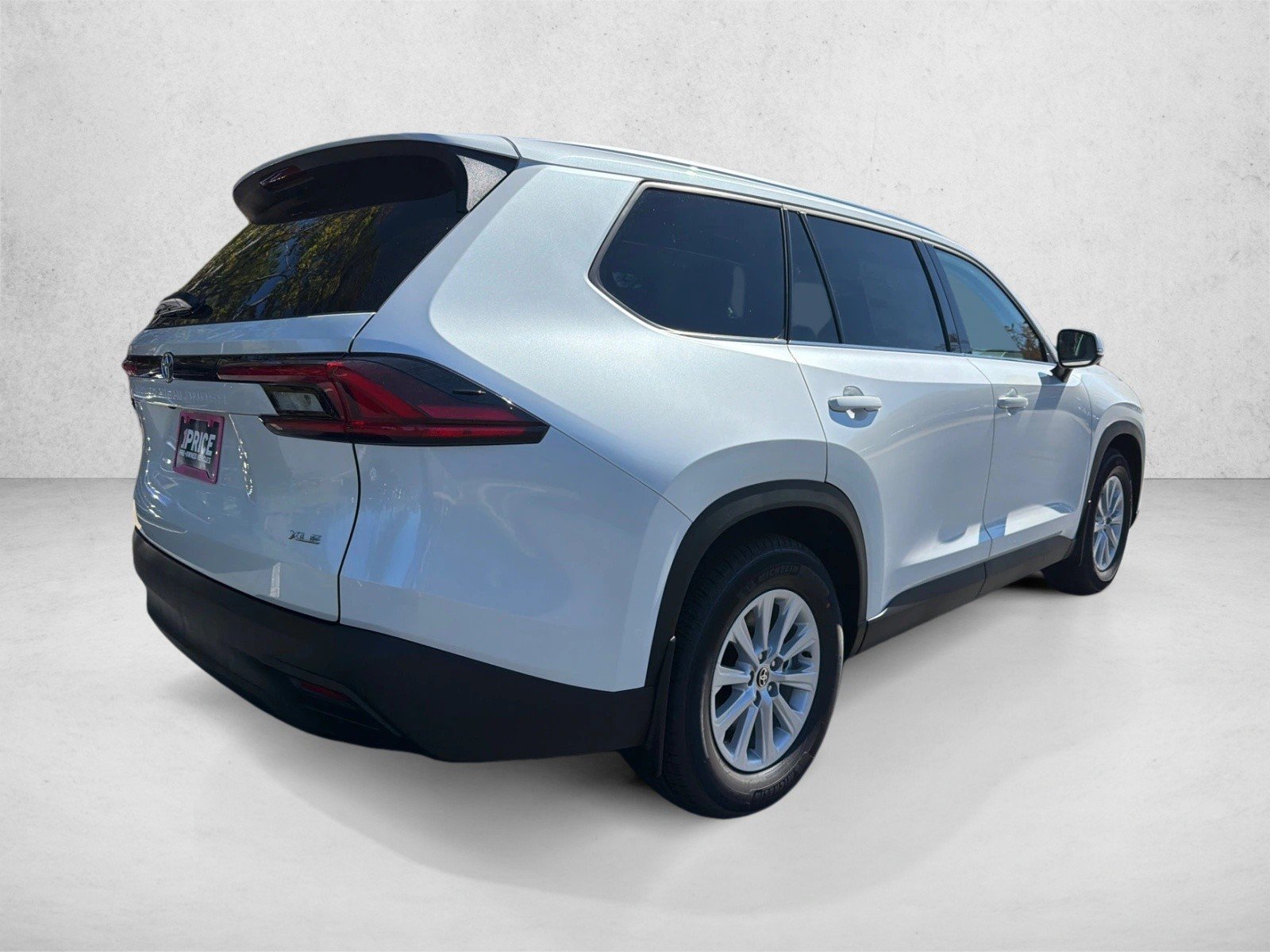 New 2026 Wind Chill Pearl Toyota XLE image 3