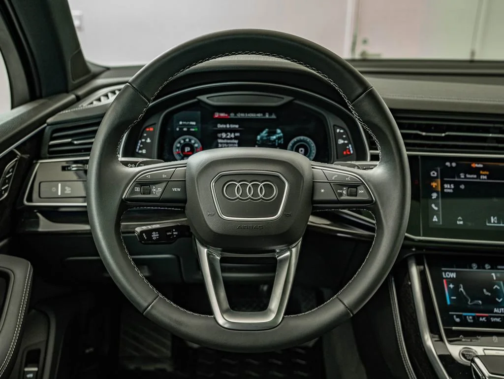 Used 2025 Glacier White Metallic Audi 55 Premium Plus image 22