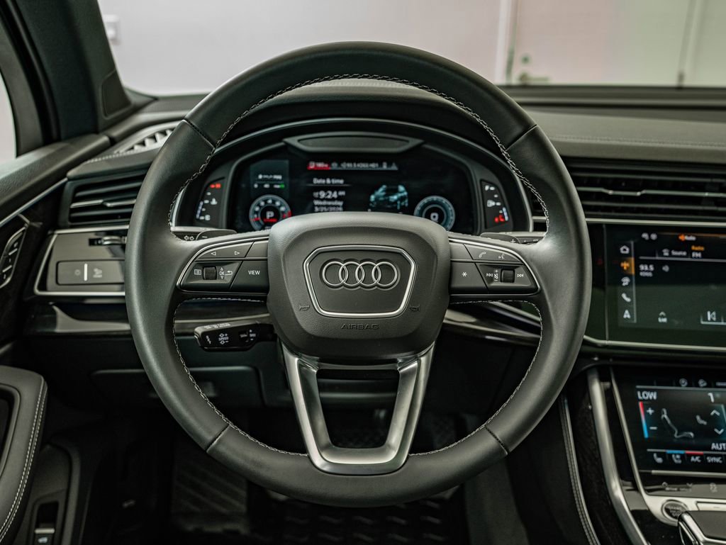Used 2025 Glacier White Metallic Audi 55 Premium Plus image 22