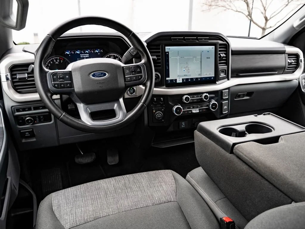 Used 2023 Antimatter Blue Metallic Ford XLT image 4