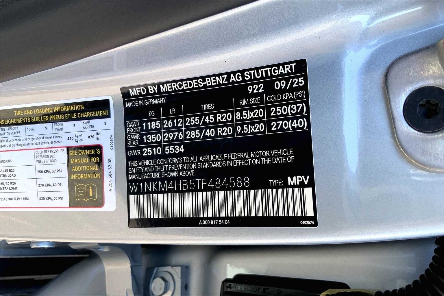 New 2026 Cirrus Silver Metallic Mercedes-Benz GLC 300 image 15