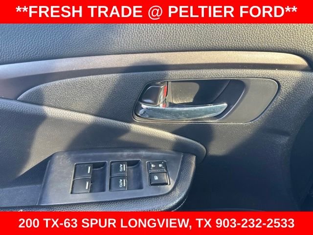 Used 2017 Gray Honda RTL-T image 13