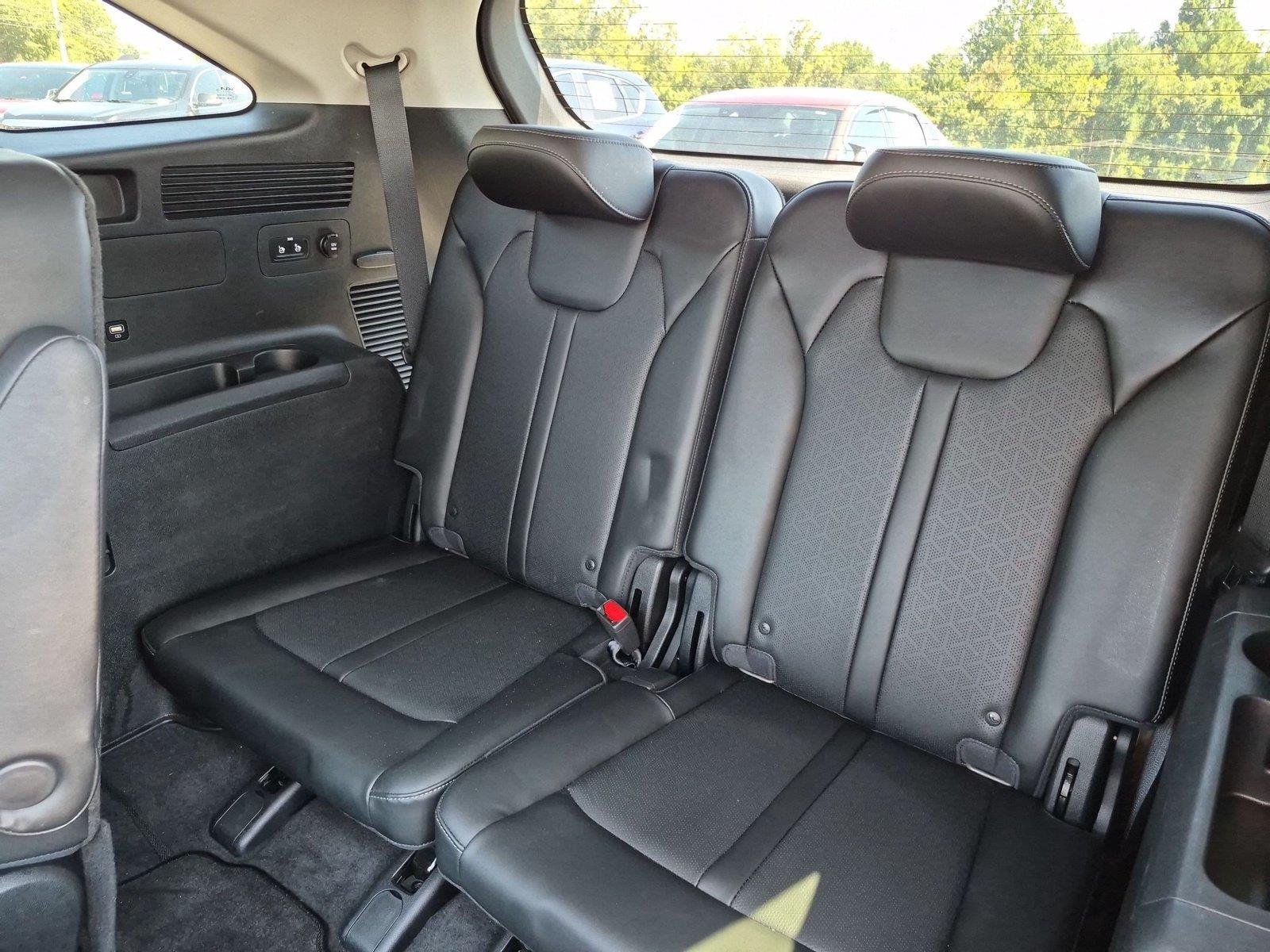 Used 2023 GRAVITY GRAY KIA  image 36