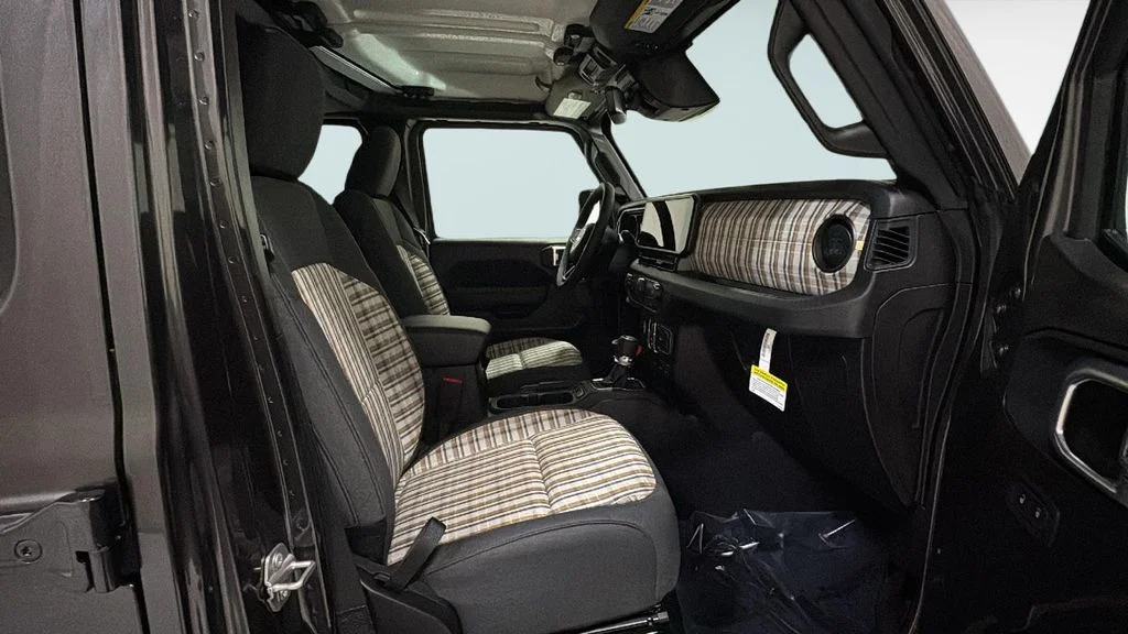 New 2026 Granite Crystal Metallic Clear-Coat Exterior Paint Jeep 85th Anniversary Edition image 8