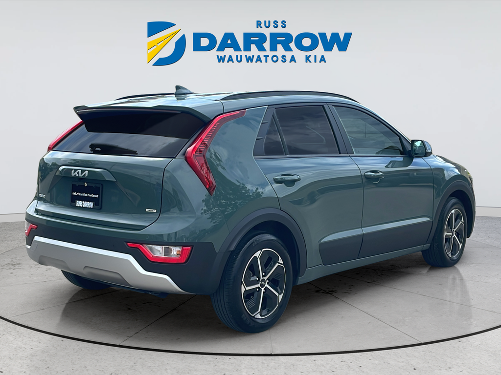 Used 2023 Green Kia EX image 5
