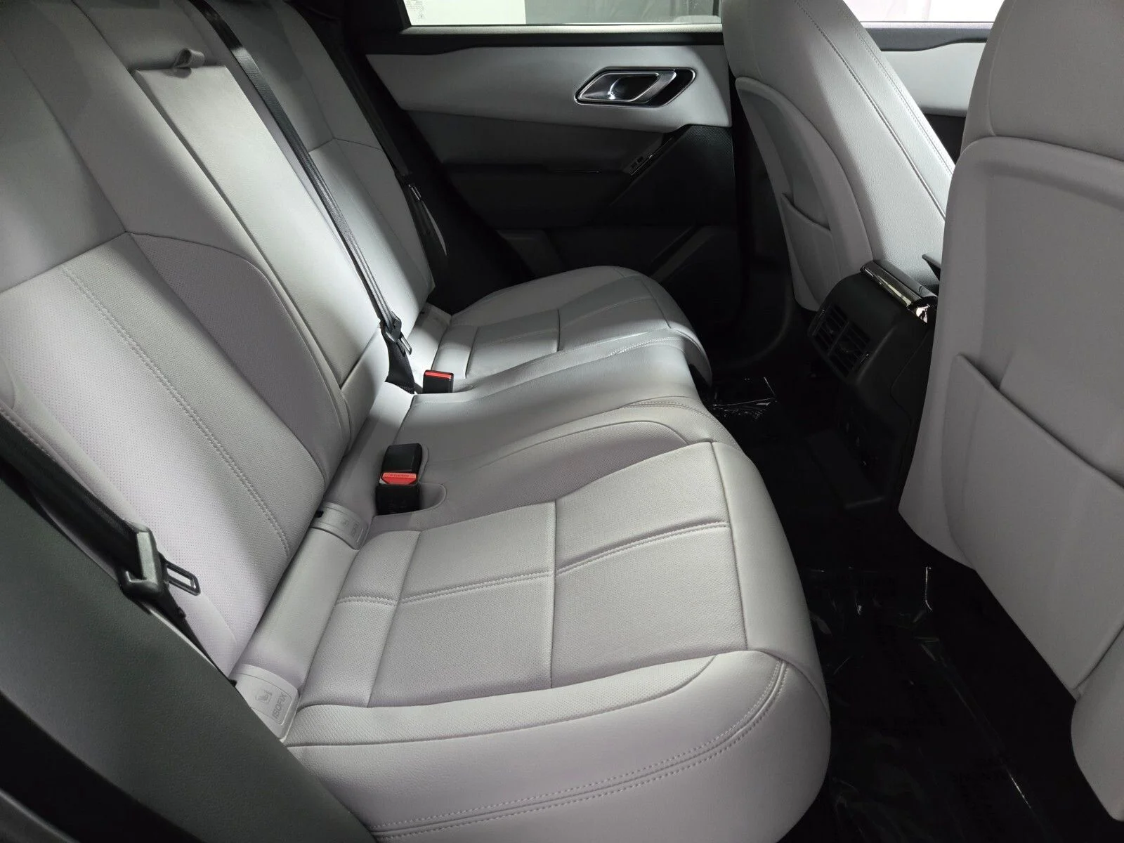 New 2026 Varesine Blue Land Rover S image 18