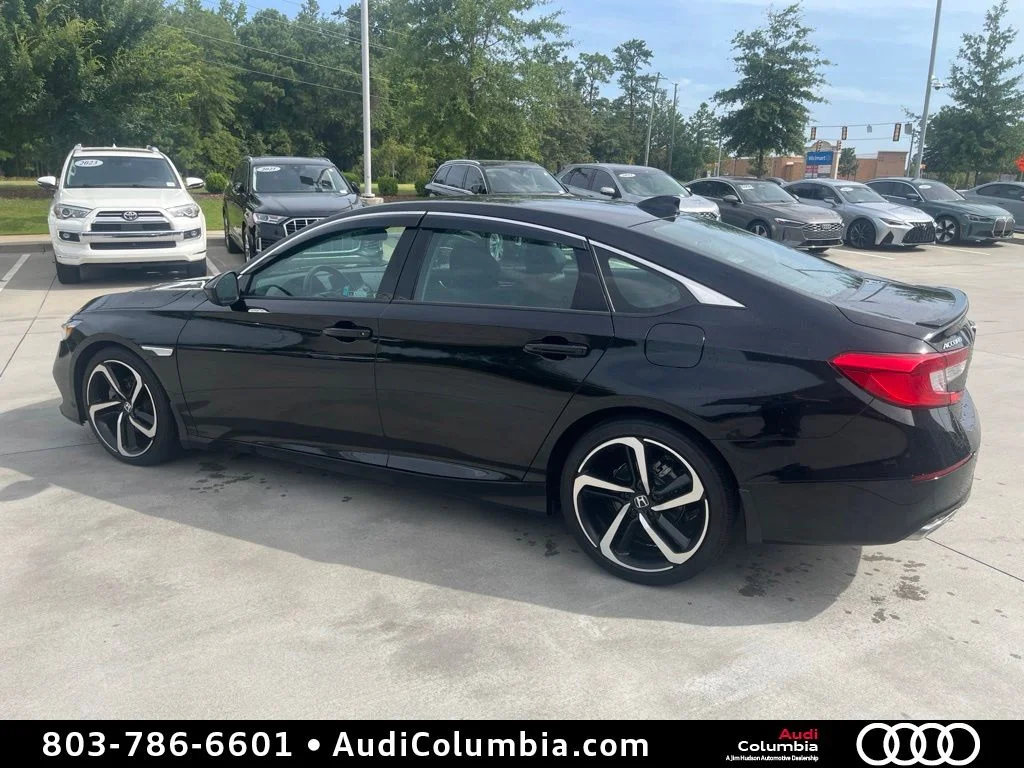 Used 2022 Black Honda Sport Special Edition image 3