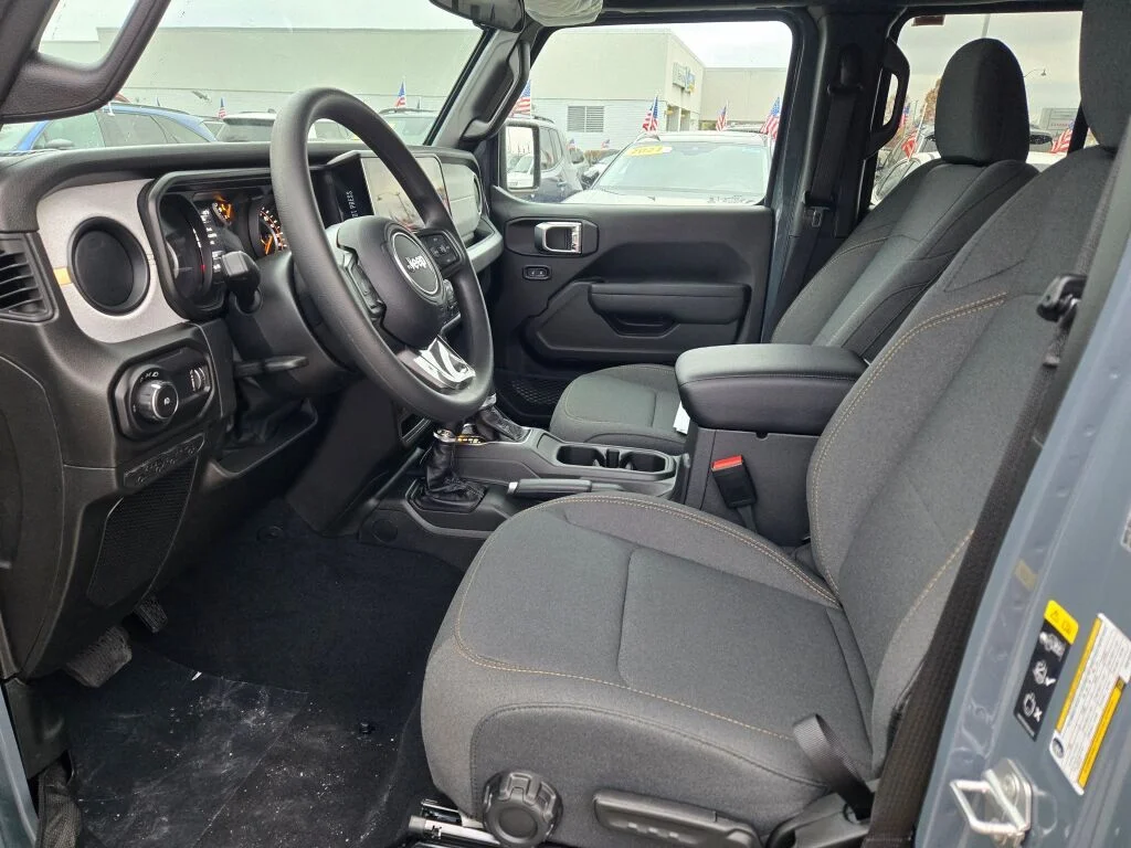 New 2026 Anvil Clear-Coat Exterior Paint Jeep Sport image 16