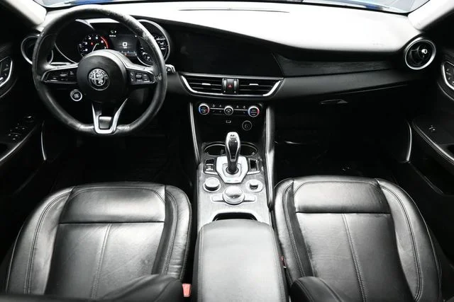 Used 2020 Blue Alfa Romeo Base image 16