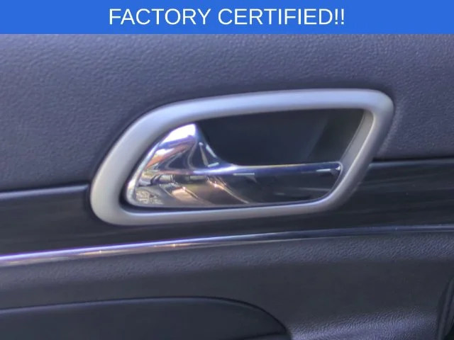Used 2019 Gray Jeep Limited image 30