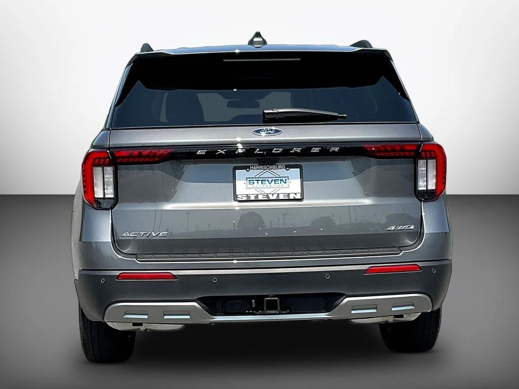 New 2026 Carbonized Gray Metallic Ford Active image 4