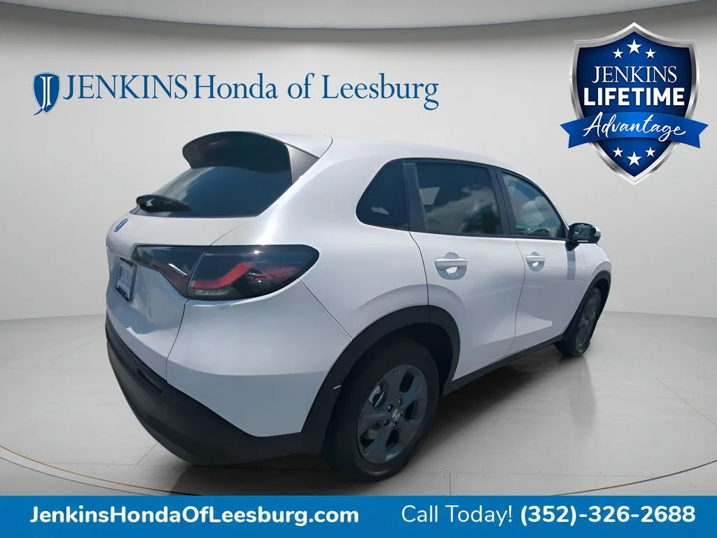 New 2027 Platinum White Pearl Honda LX image 3