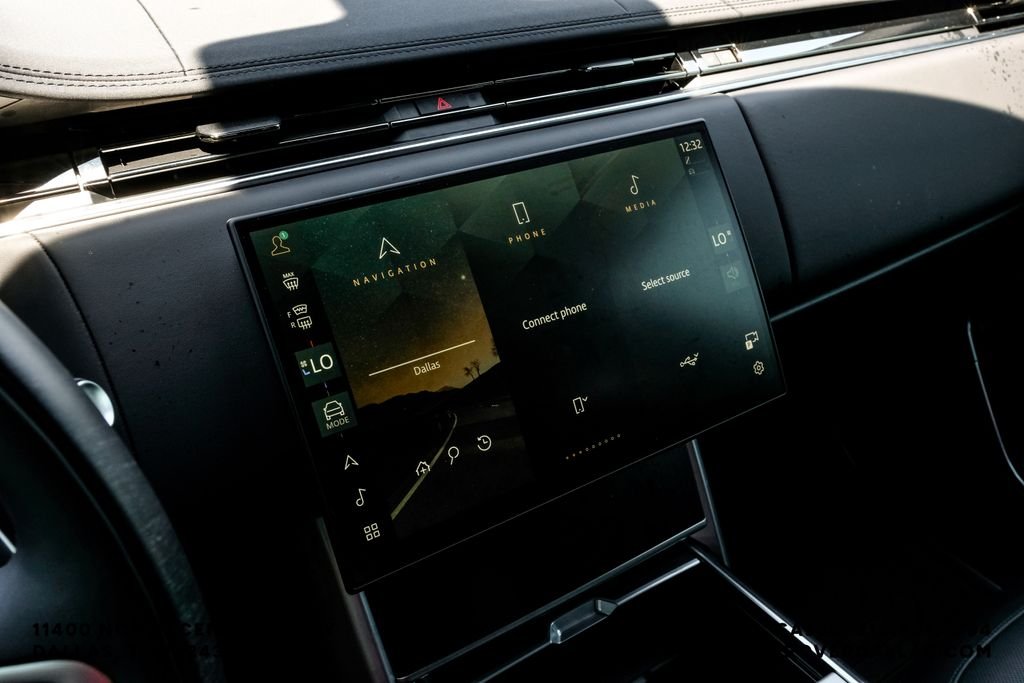 New 2026 Carpathian Gray Land Rover SE image 24