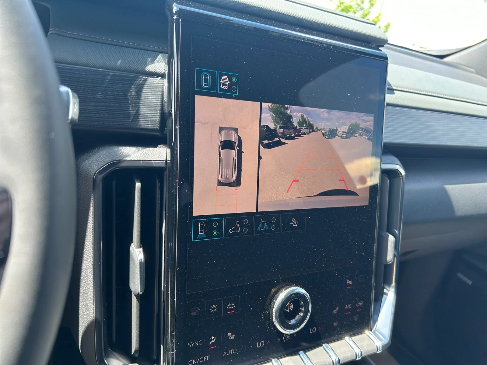 New 2026 Summit White GMC AT4 AWD image 26