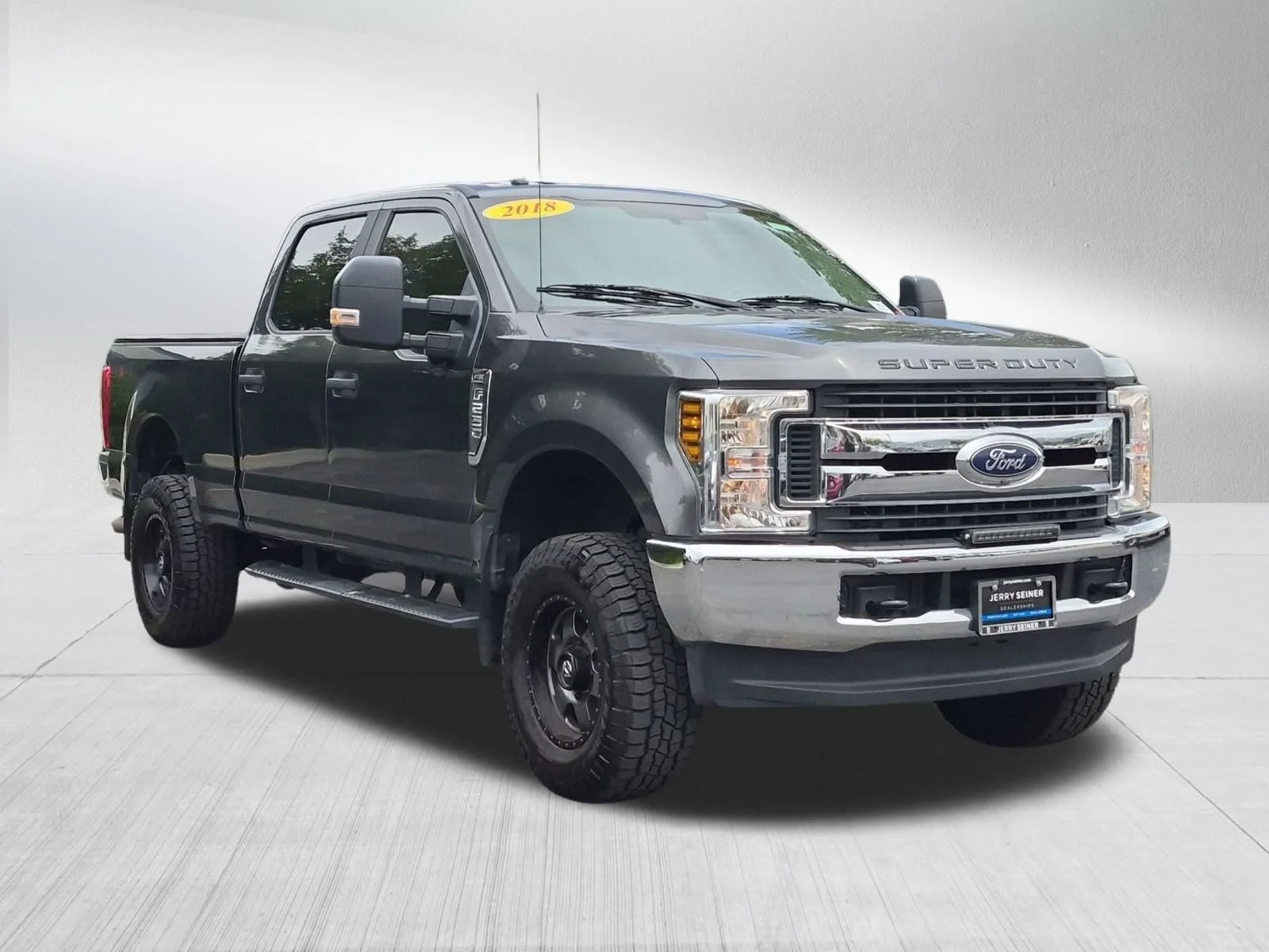 Used 2018 Magnetic Ford XL image 7