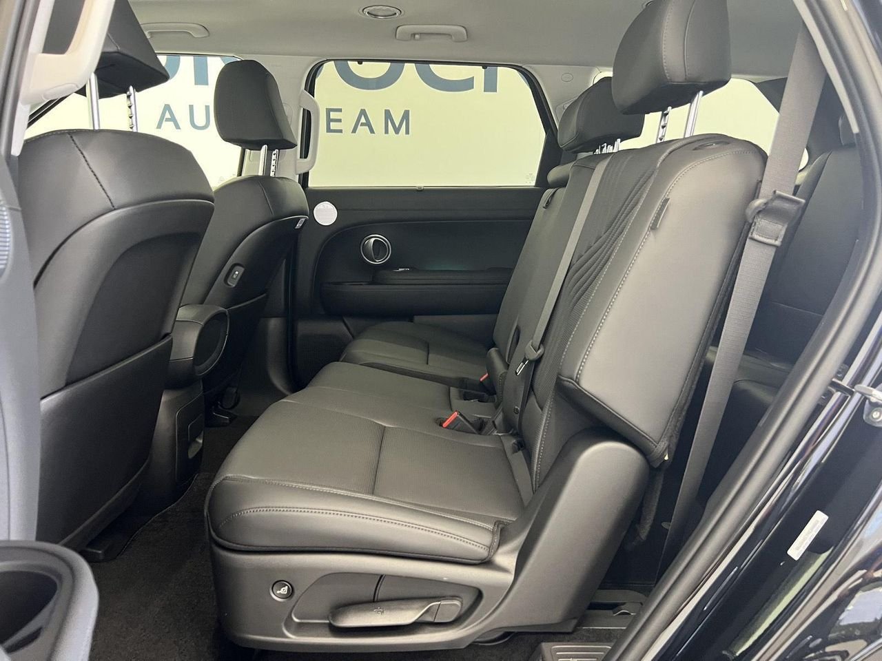 New 2026 Abyss Black Pearl Hyundai SEL Premium 8P image 24