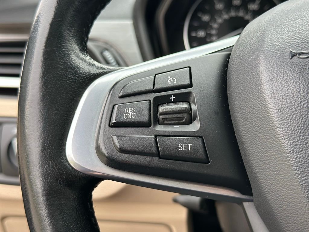 Used 2018 Black Sapphire Metallic BMW xDrive28i image 30