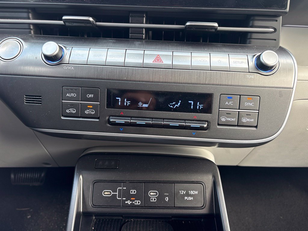 2024 Hyundai Kona Limited - Photo 26
