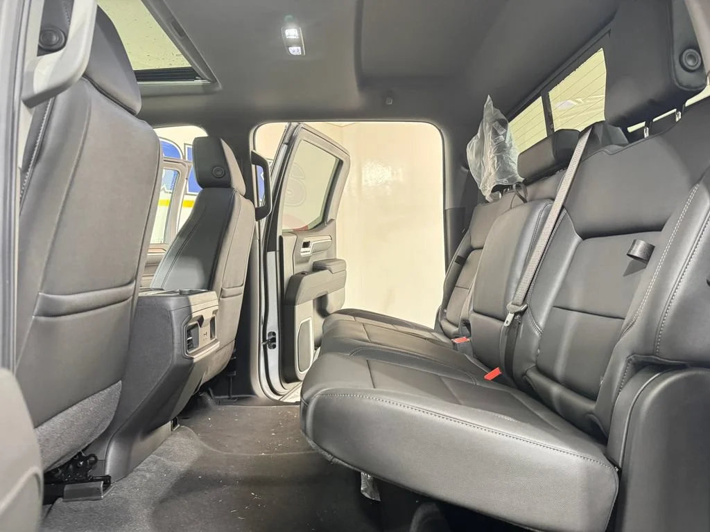 New 2026 Summit White Chevrolet LT Trail Boss image 10