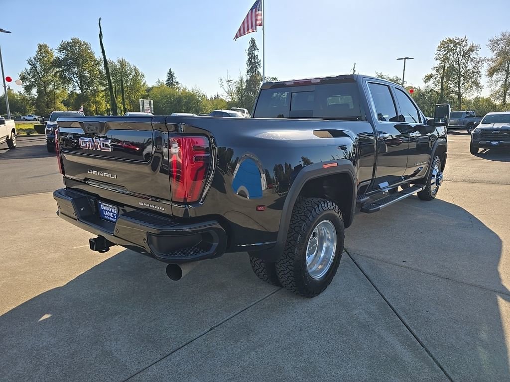 2025 GMC Sierra 3500HD Denali - Photo 6