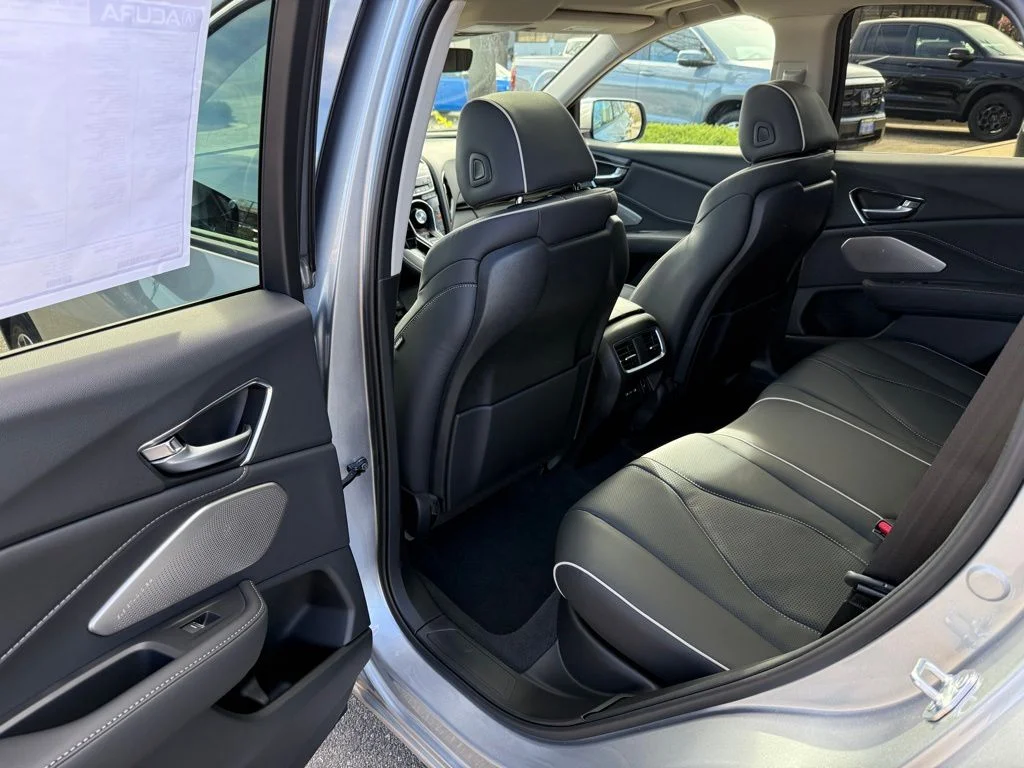 New 2026 Solar Silver Metallic Acura Advance Package image 14