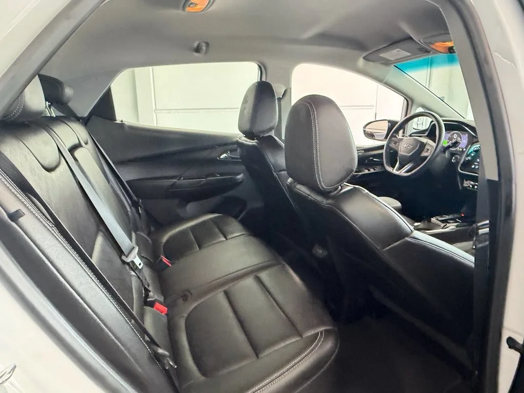 Used 2023 SUMMIT WHITE Chevrolet 2LT image 15