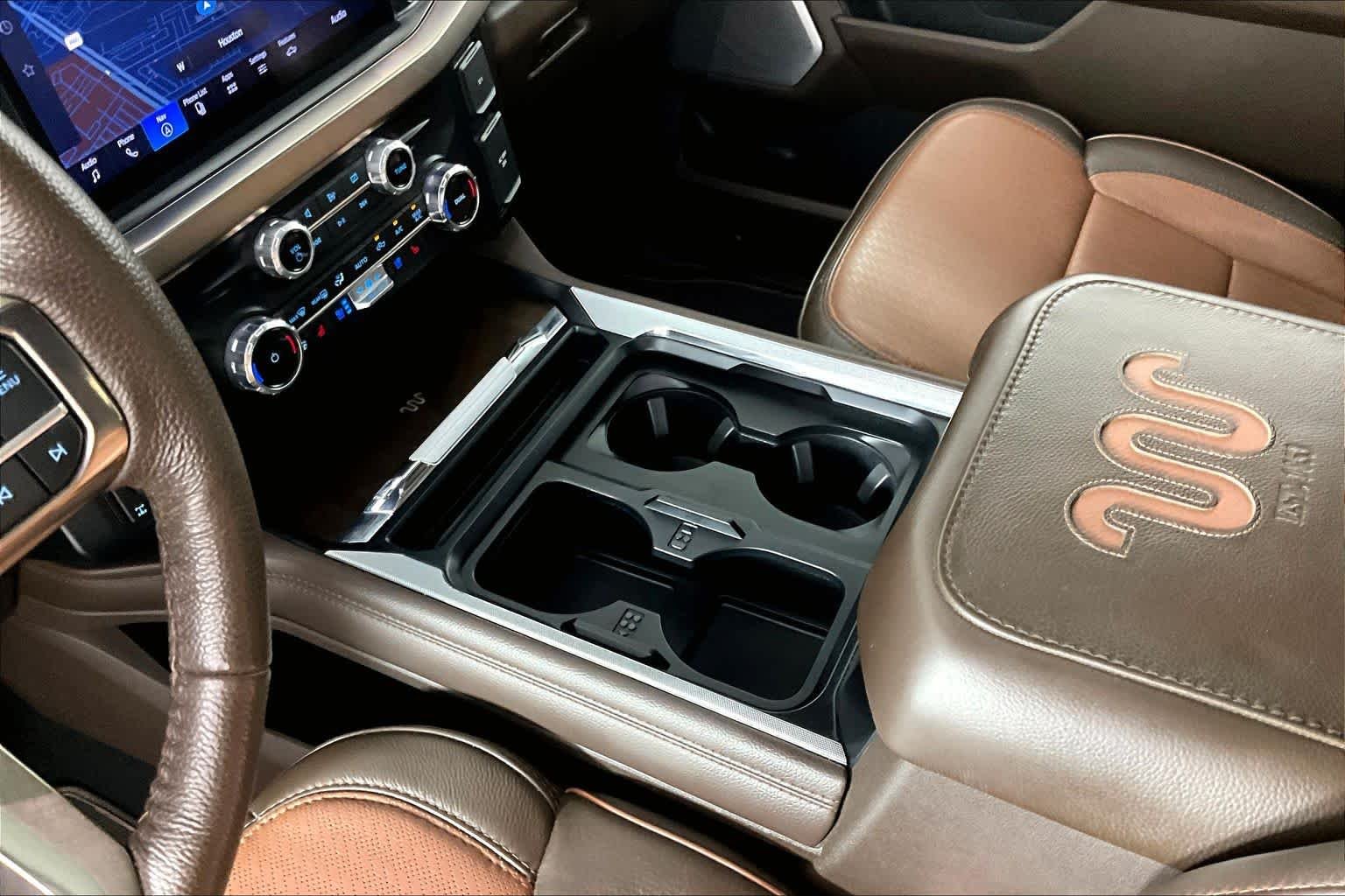Used 2024 Star White Metallic Tri-Coat/Darkened Bronze Ford King Ranch image 15