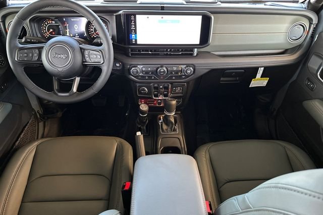 New 2026 Anvil Clear-Coat Exterior Paint Jeep Mojave image 12