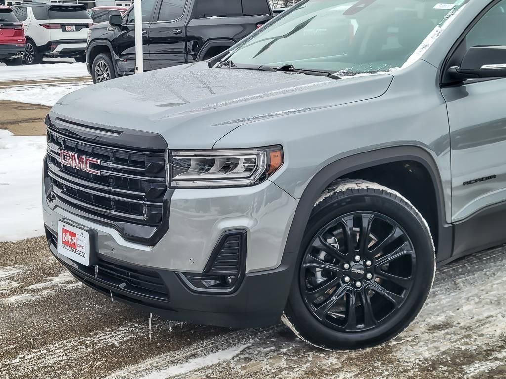 2023 GMC ACADIA - Image 2