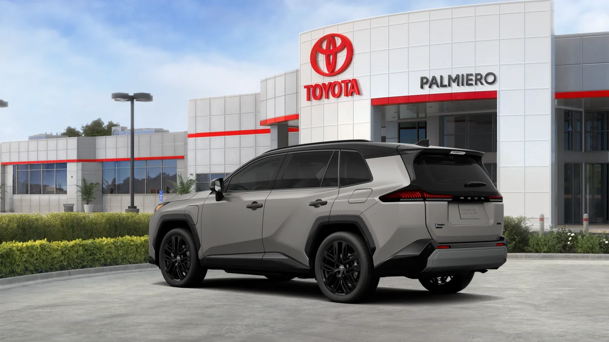 New 2026 Meteor Shower with Midnight Black Metallic roof Toyota XSE image 6