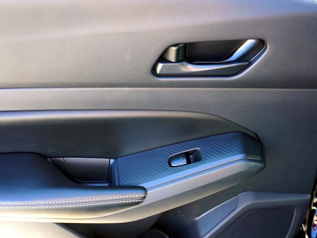 2025 Nissan Altima SV - Photo 38