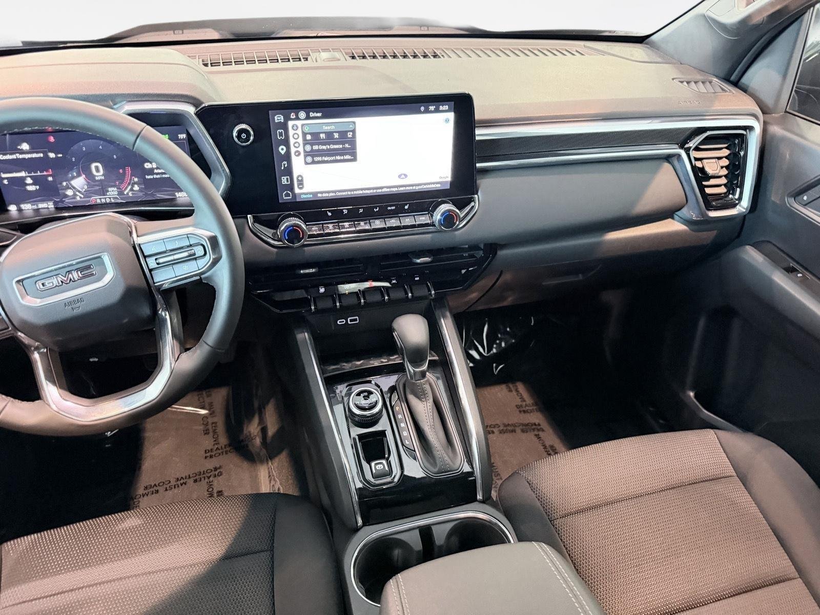 Used 2025 Onyx Black GMC Elevation image 40
