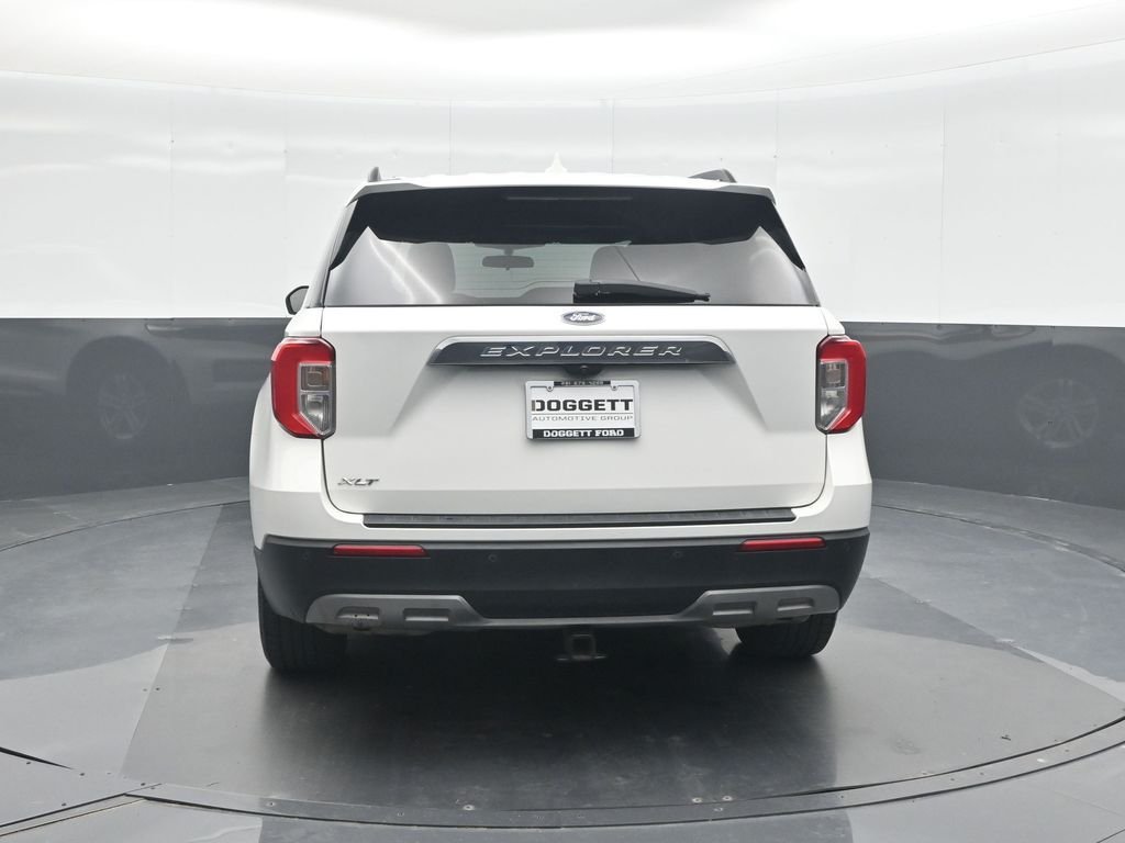 Used 2023 White Ford XLT image 17