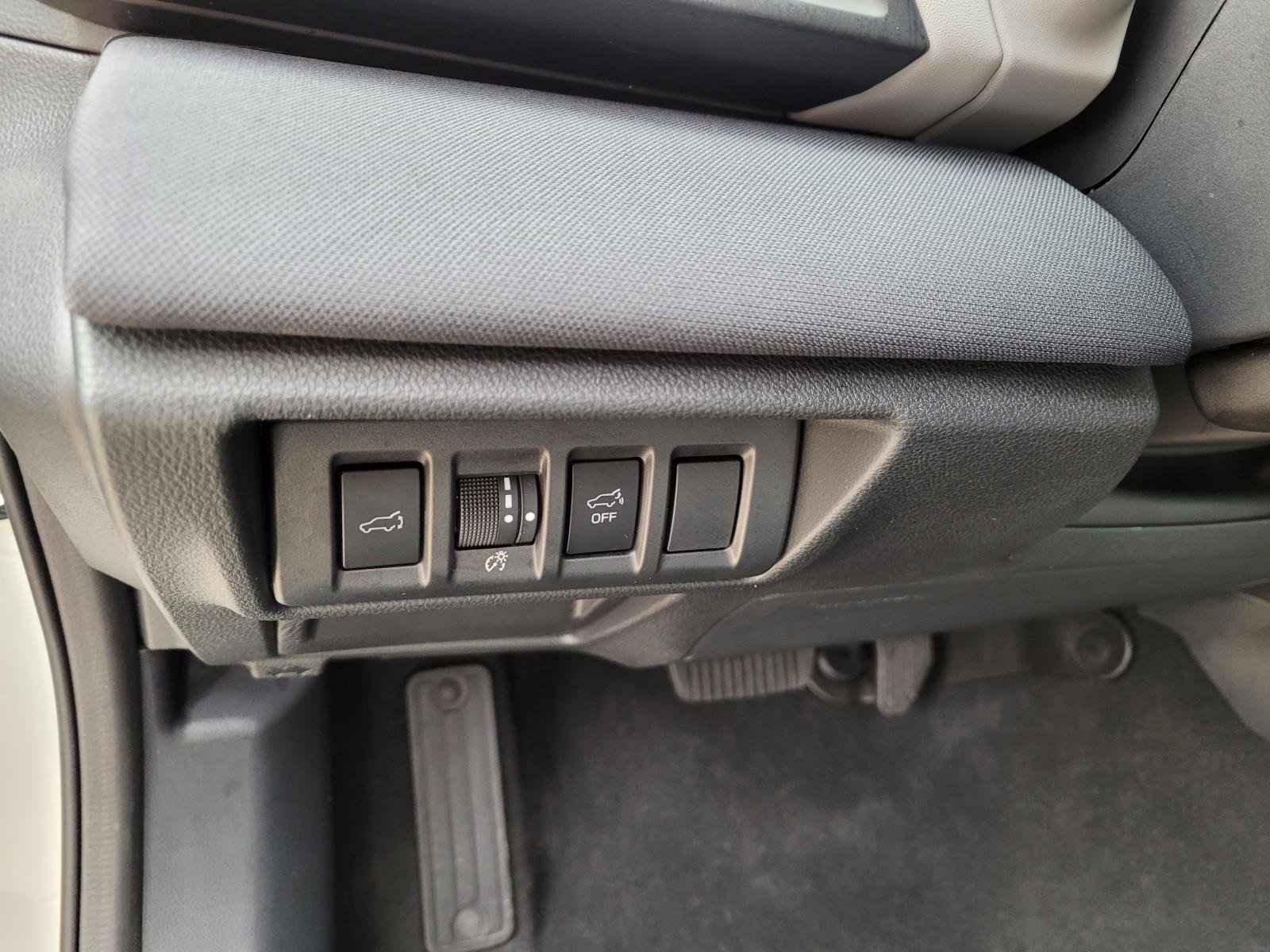 Certified Used 2025 Crystal White Pearl Subaru Premium image 28
