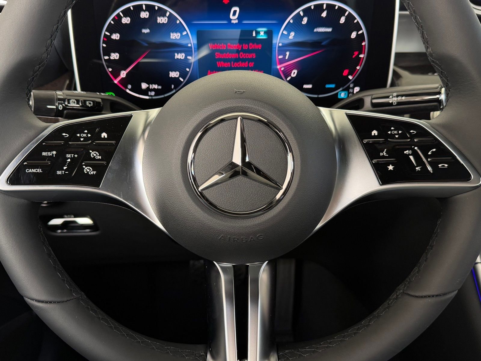 New 2026 MANUFAKTUR Alpine Grey Mercedes-Benz GLC 300 image 12