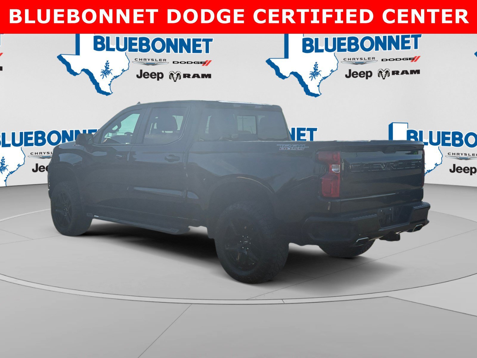 Used 2022 Black Chevrolet LT Trail Boss image 7