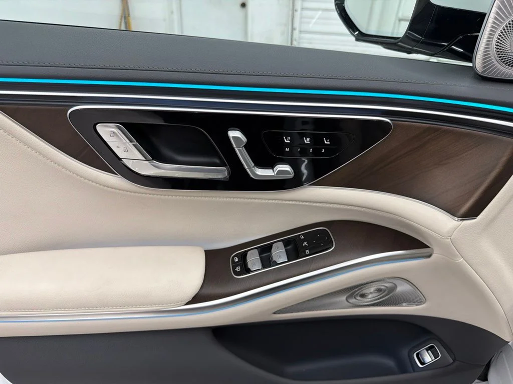 New 2027 White Mercedes-Benz S 500 image 19