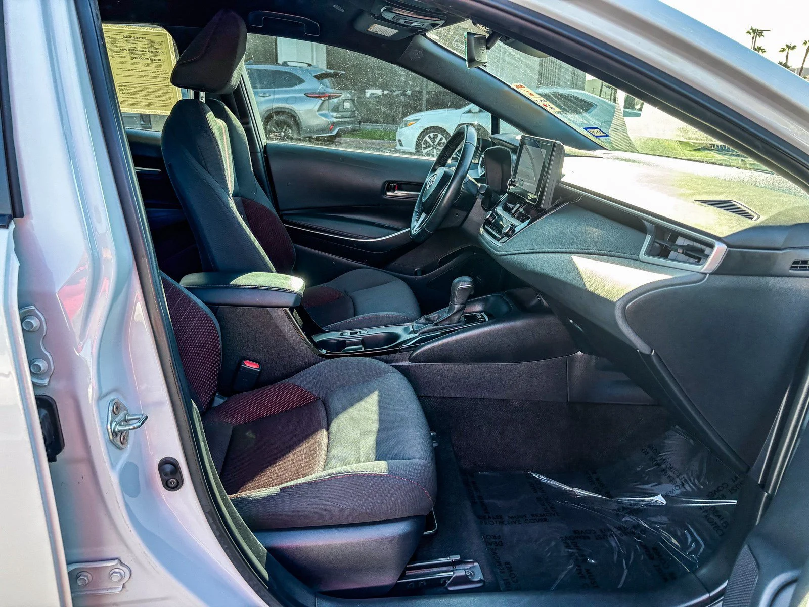 Certified Used 2024 Ice Cap Toyota SE image 18
