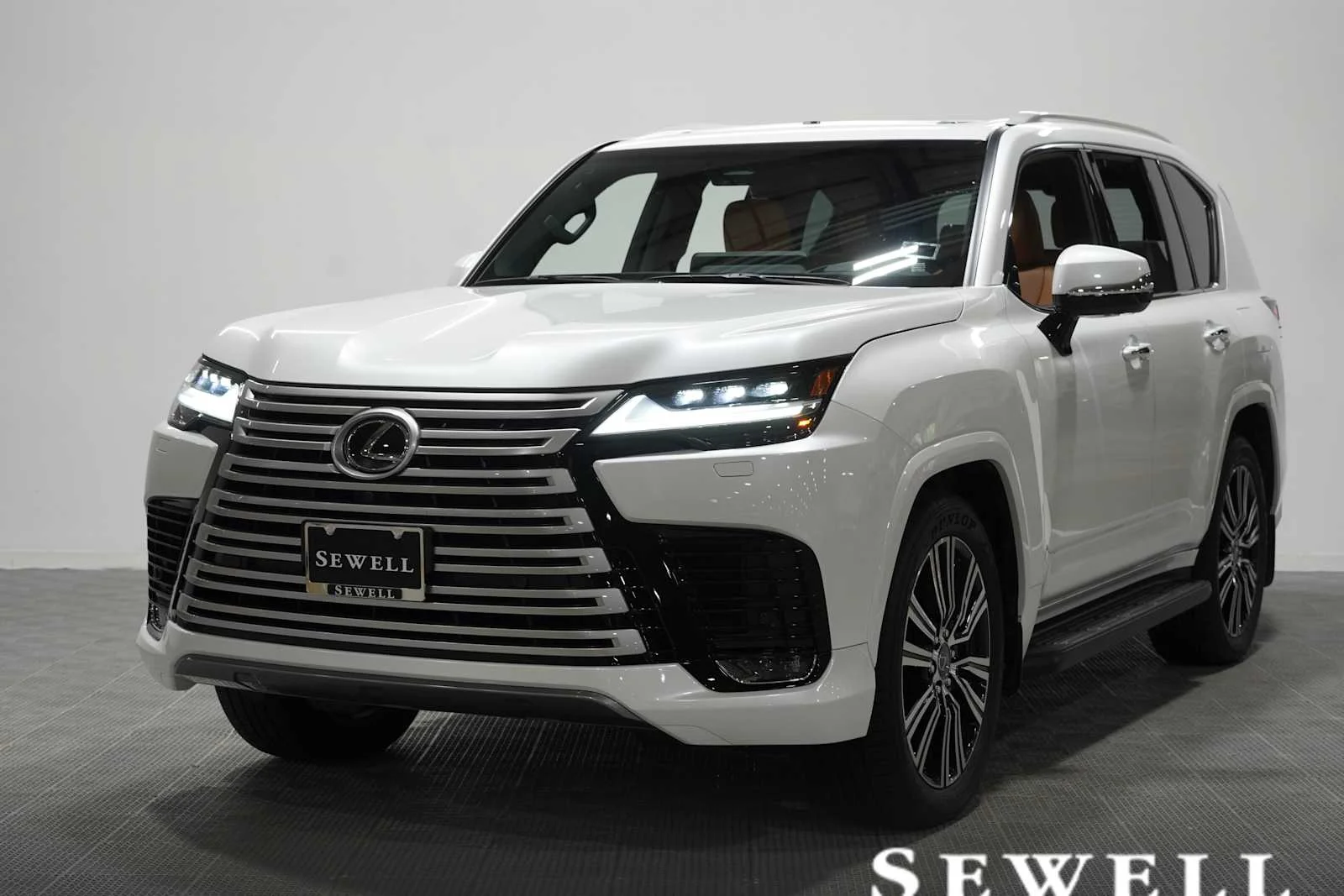 2025 Lexus LX 600 600 Luxury's photo