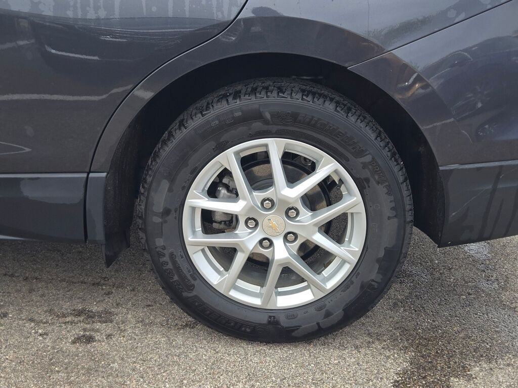 Used 2023 Gray Chevrolet LT image 17